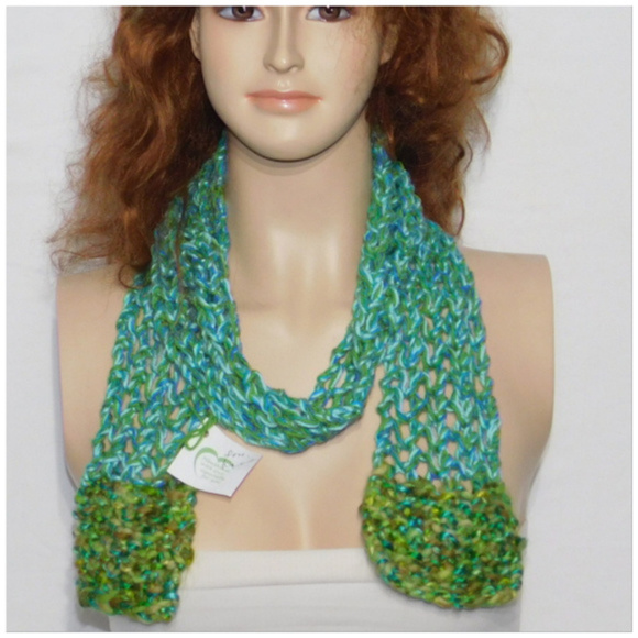 Scarf, multiple wrap around styles. Handmade, Knit - Picture 2 of 8